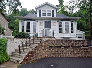 546 River Rd, Chatham, NJ 07928