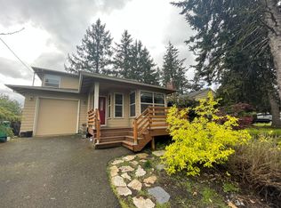 11616 SE Madison St, Portland, OR 97216