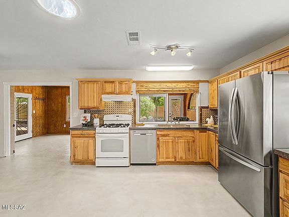 5th image of 2900 W Bayleaf Dr