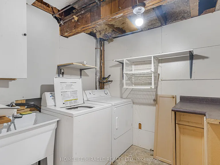3318 Sinnicks Ave — Photo 40