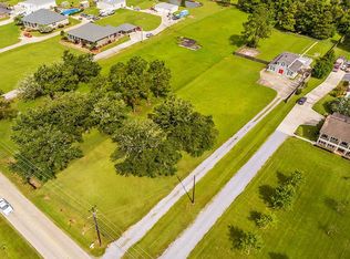 1914 Savanne Rd, Houma, LA 70360