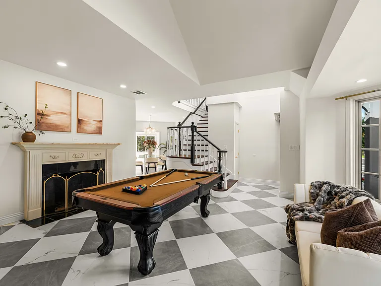 8001 Alverstone Ave — Photo 51