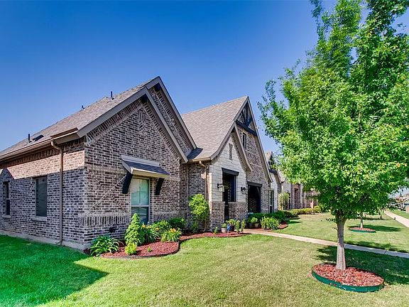 2nd image of 120 Crystal Creek Dr