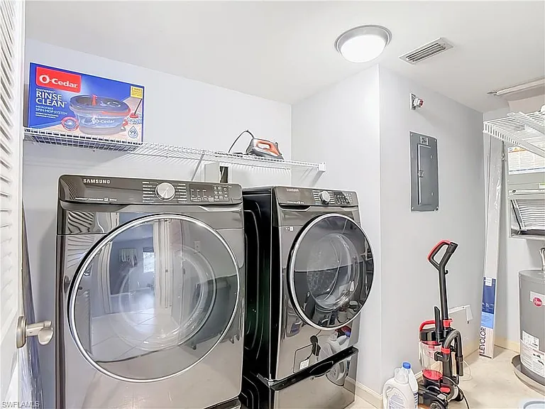 3685 Amberly Cir #D203 — Photo 29