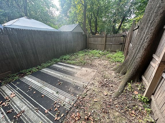 5th image of 67-25A 186th Ln