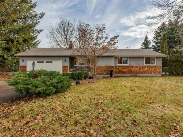 415 S Glenbrook St, Greenacres, WA 99016