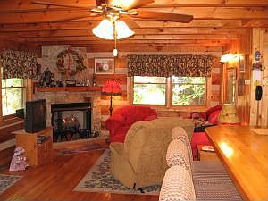2nd image of 589 Baskins Creek Rd