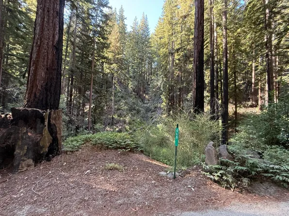 449 Band Rd, Boulder Creek, CA 95006