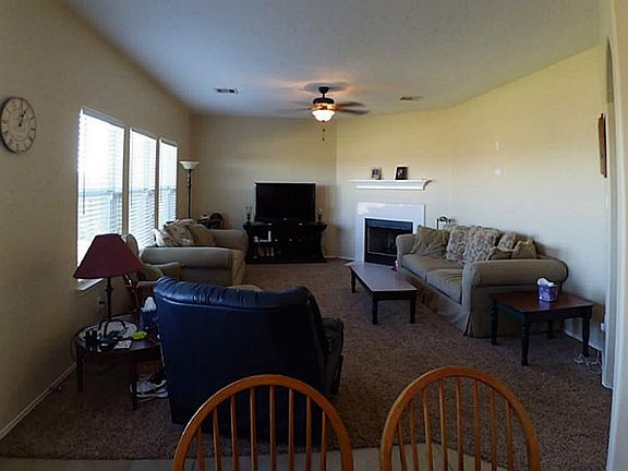 5th image of 6403 Hillock Ln