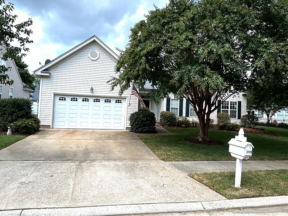 3129 Gallahad Dr