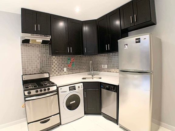 2nd image of 350 Manhattan Ave APT 6H