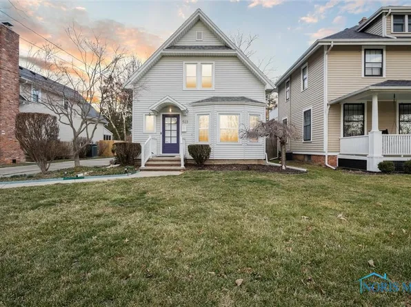 523 Hickory St, Perrysburg, OH 43551
