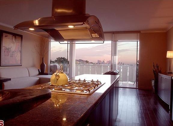 3rd image of 4411 Los Feliz Blvd APT 905