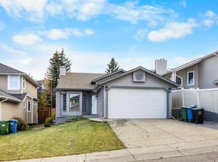 51 N Macewan Park Rise NW, Calgary, AB T3K 3Z9