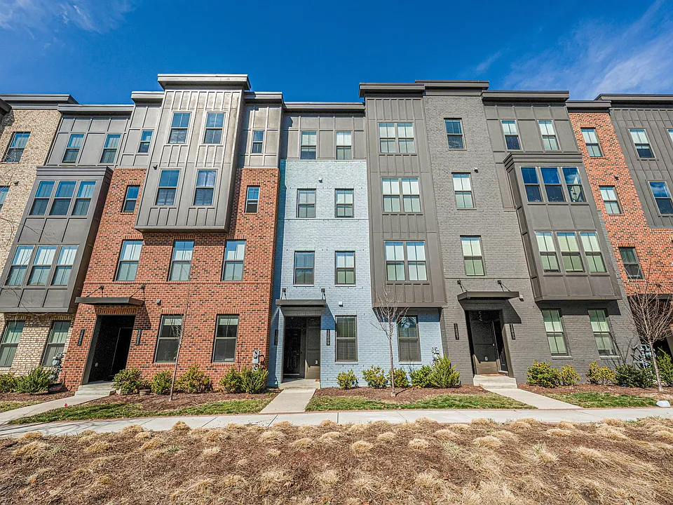 Gorgeous urban garage-style townhome