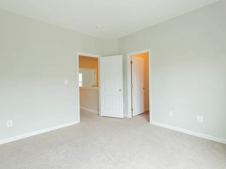 305 Lewisburg Ln — Photo 24