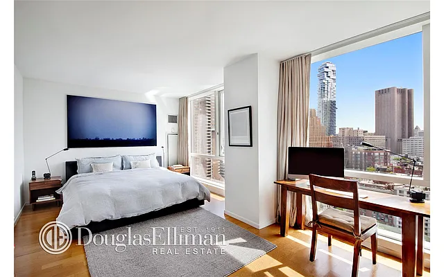 Rented by Douglas Elliman | media 18