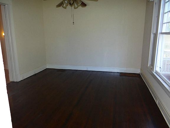 Look at those Hardwoods!