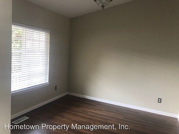 3rd image of 8814 Wakeman Dr SE