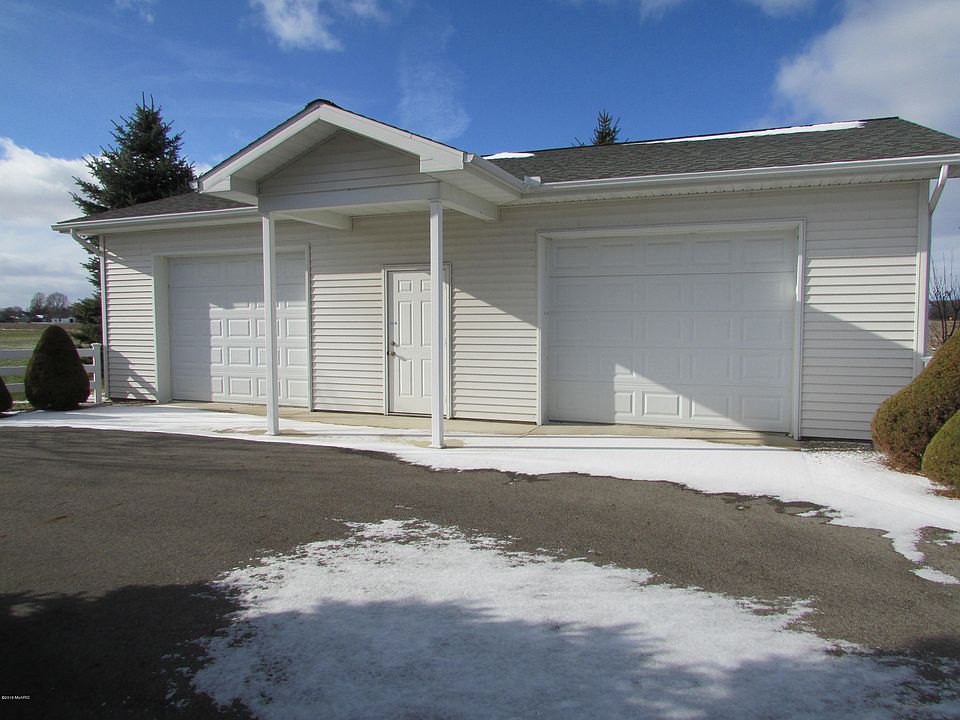 2nd image of Moser Dr