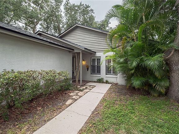 4th image of 1626 Bobolink Ln