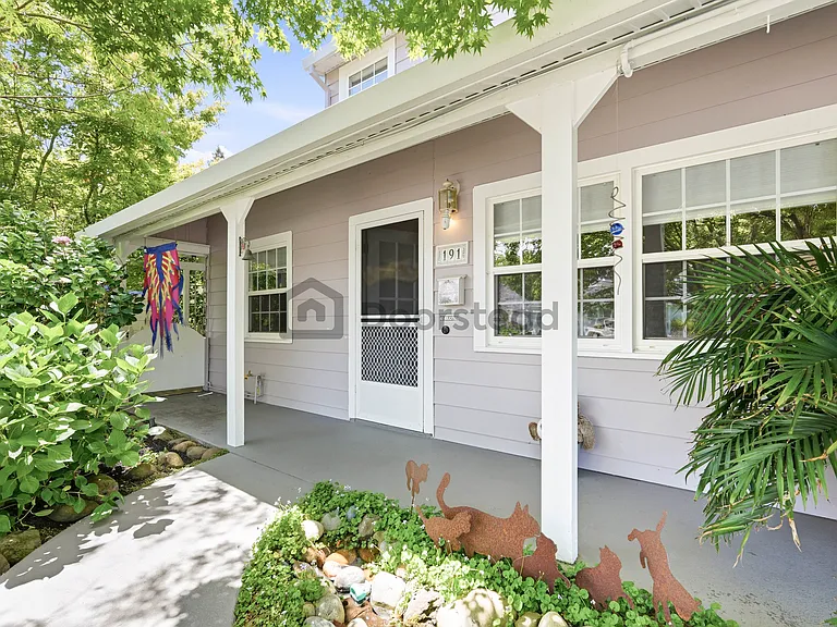 191 Pickwick Dr — Photo 7