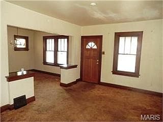 2nd image of 3340 Leola Ave