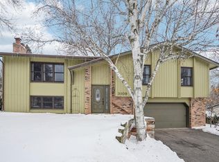3109 Red Oak Cir N, Burnsville, MN 55337