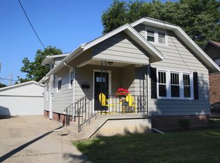 125 Riverview Dr, Ottawa, IL 61350