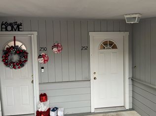 252 Oak Park Ln #252, Pleasant Hill, CA 94523