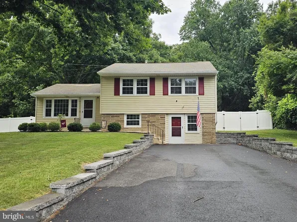 41 N Park Dr, Bridgeton, NJ 08302