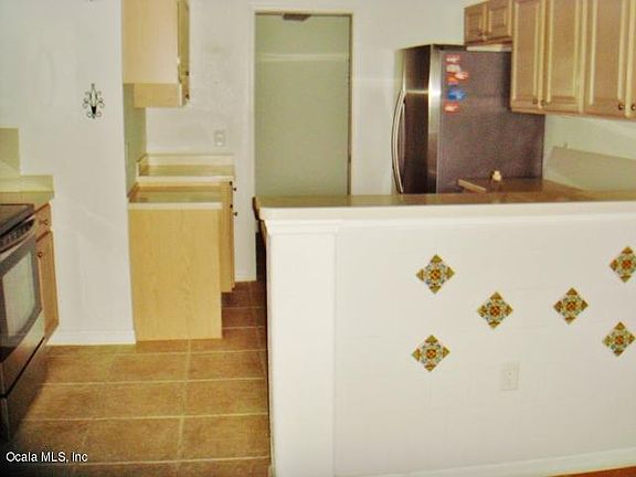 2nd image of 231 NE 28th Ave APT 104