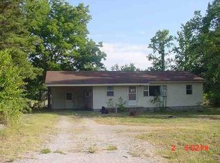 359 Camp Tahkodah Rd, Batesville, AR 72501