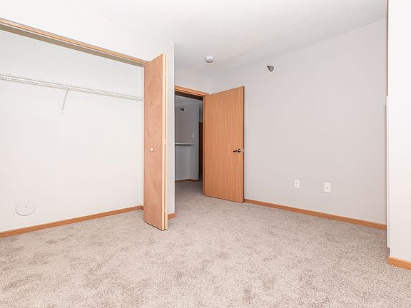 5th image of 911 41st St NW #11505021