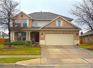 8648 Glenburne Dr, Fort Worth, TX 76131