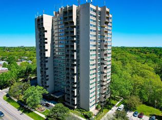 1359 White Oaks Blvd #1702, Oakville, ON L6H2R8
