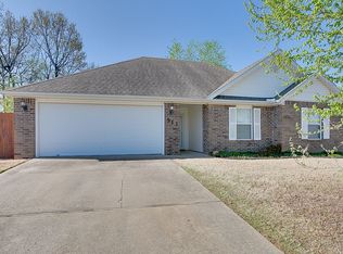 513 Ruby Ave, Lowell, AR 72745