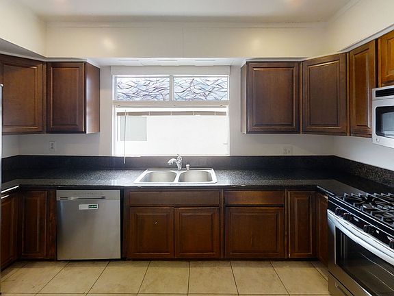5th image of 6244 Mary Lane Dr