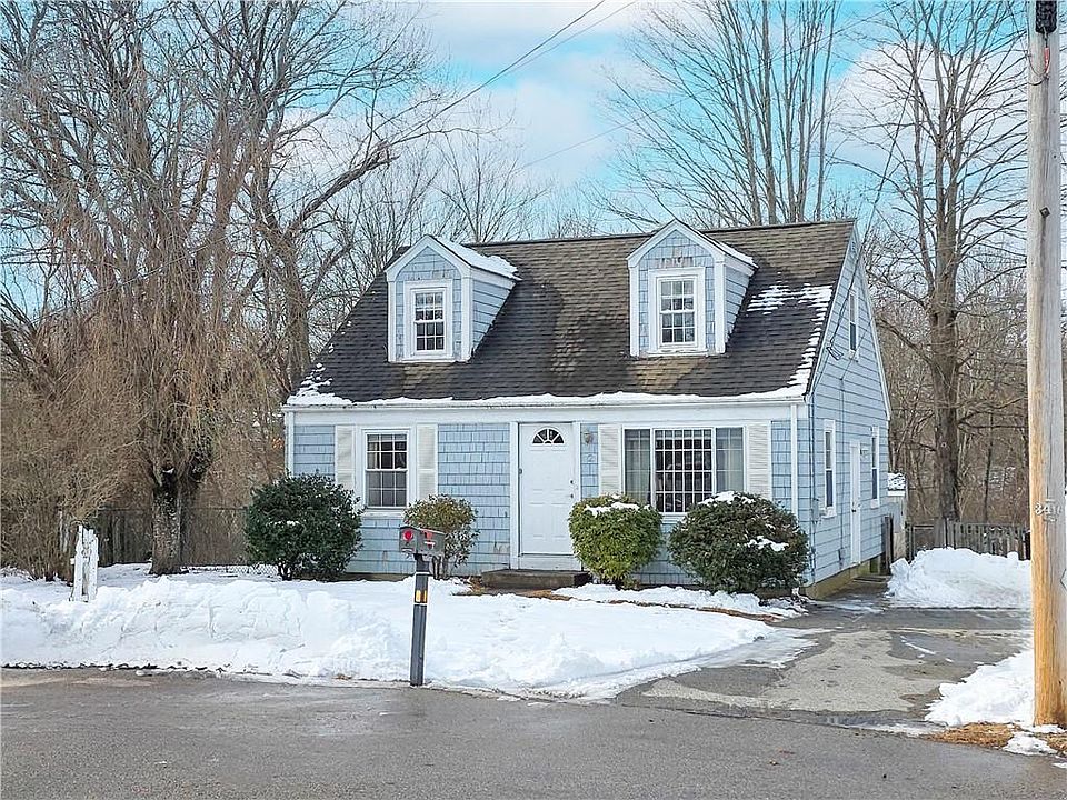 1st image of 2 Westdale Ave