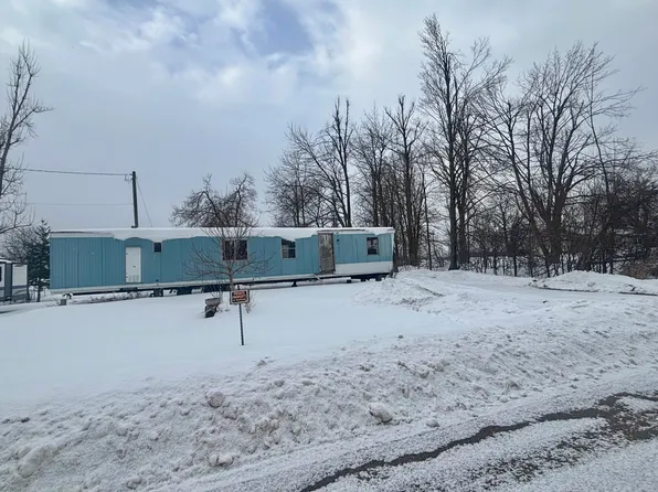 3550 Maple St, Onaway, MI 49765