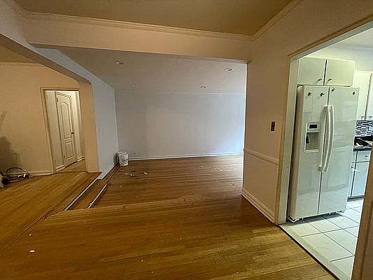 3rd image of 68-64 Yellowstone Blvd #23