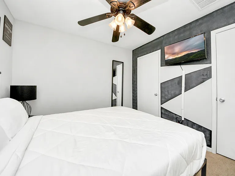 Garden Gate Ct — Photo 16