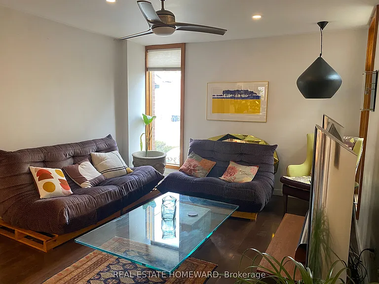 302 Rhodes Ave — Photo 6