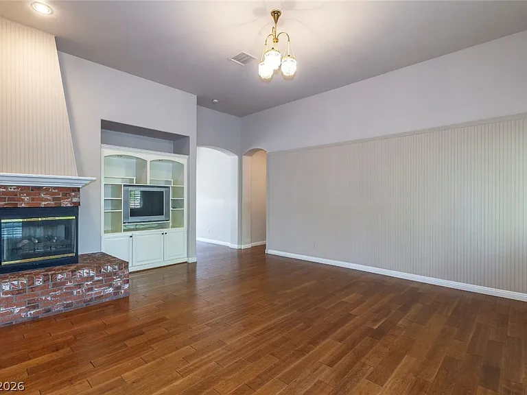 2215 Scarlet Rose Dr — Photo 9