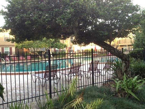 5th image of 200 Saint Andrews Blvd APT 801