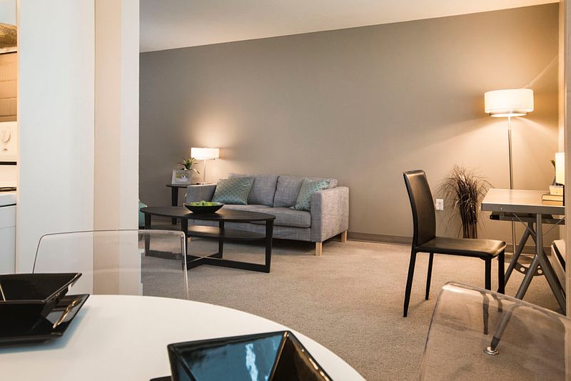 Winnipeg Apartment for rent - 2 Bedrooms — photo 2