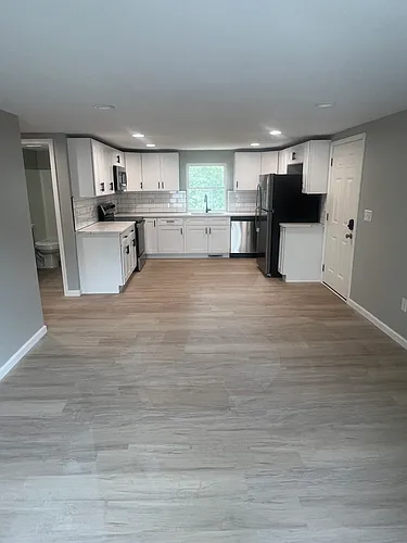 520 Eagle St #4 Photo 1