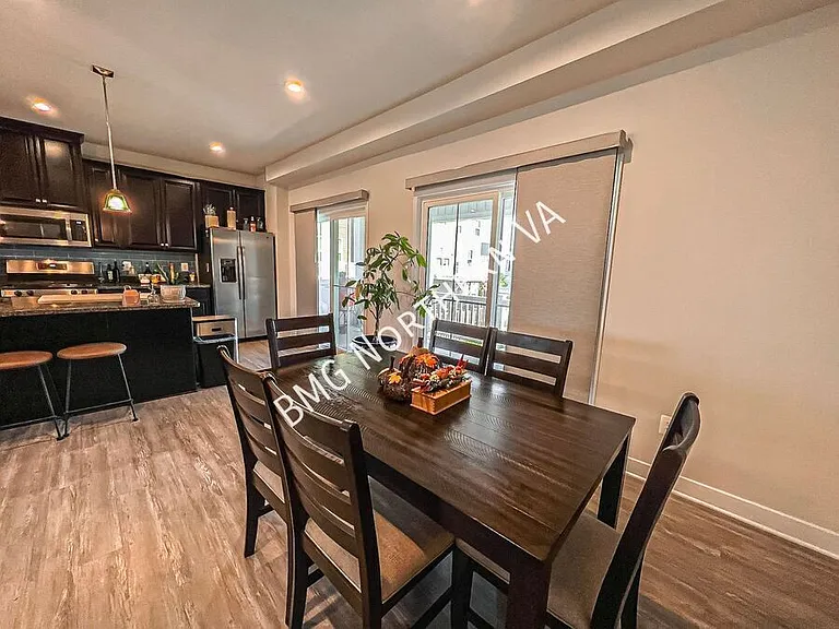 7731 Blackburn Ridge Dr — Photo 11