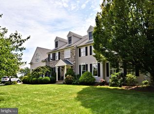 4668 Ridgetop Rd, Doylestown, PA 18902