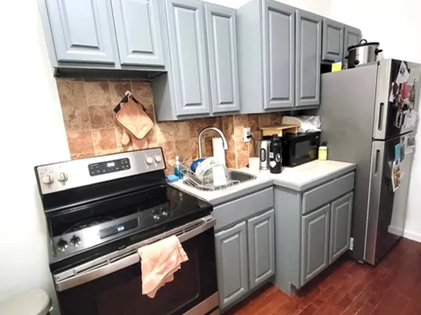 1812 Christian St #1F, Philadelphia, PA 19146